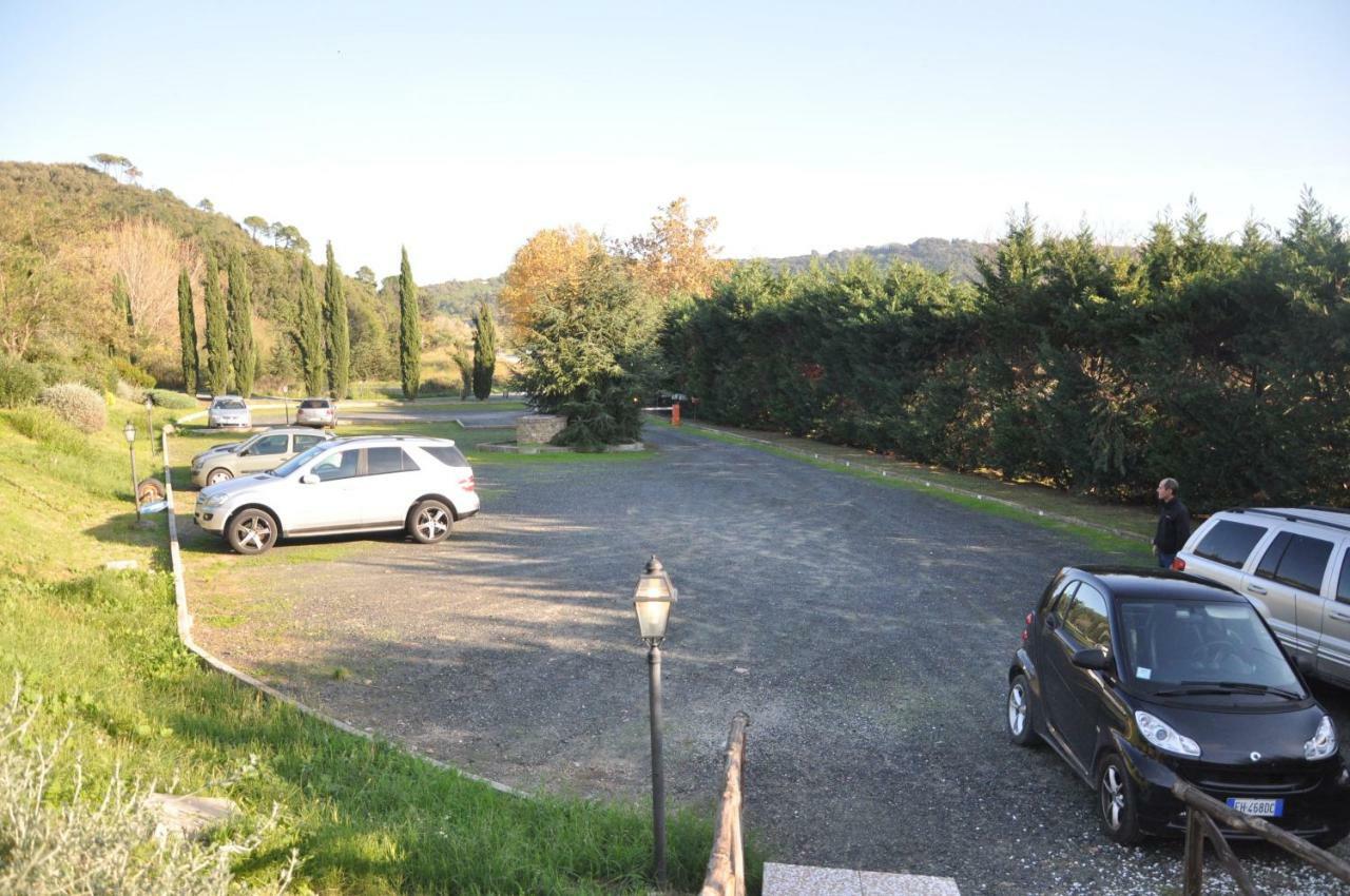 Ferienwohnung Monolocale Con Piscina S.Martino Riparbella Exterior foto